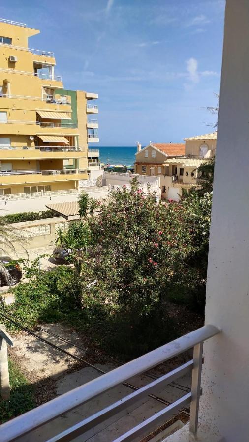 Ferienwohnung Apartamento A 100M De La Playa Tavernes de la Valldigna Exterior foto