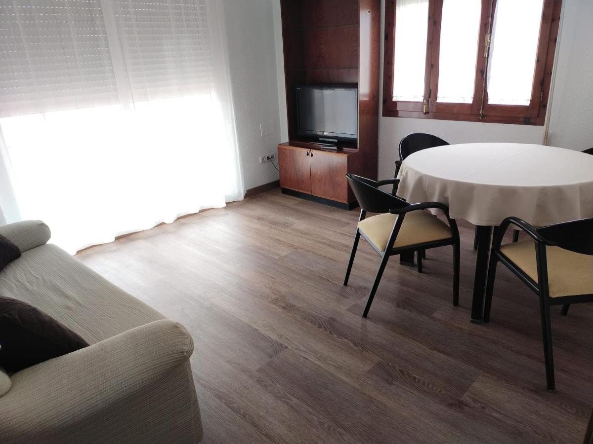 Ferienwohnung Apartamento A 100M De La Playa Tavernes de la Valldigna Exterior foto