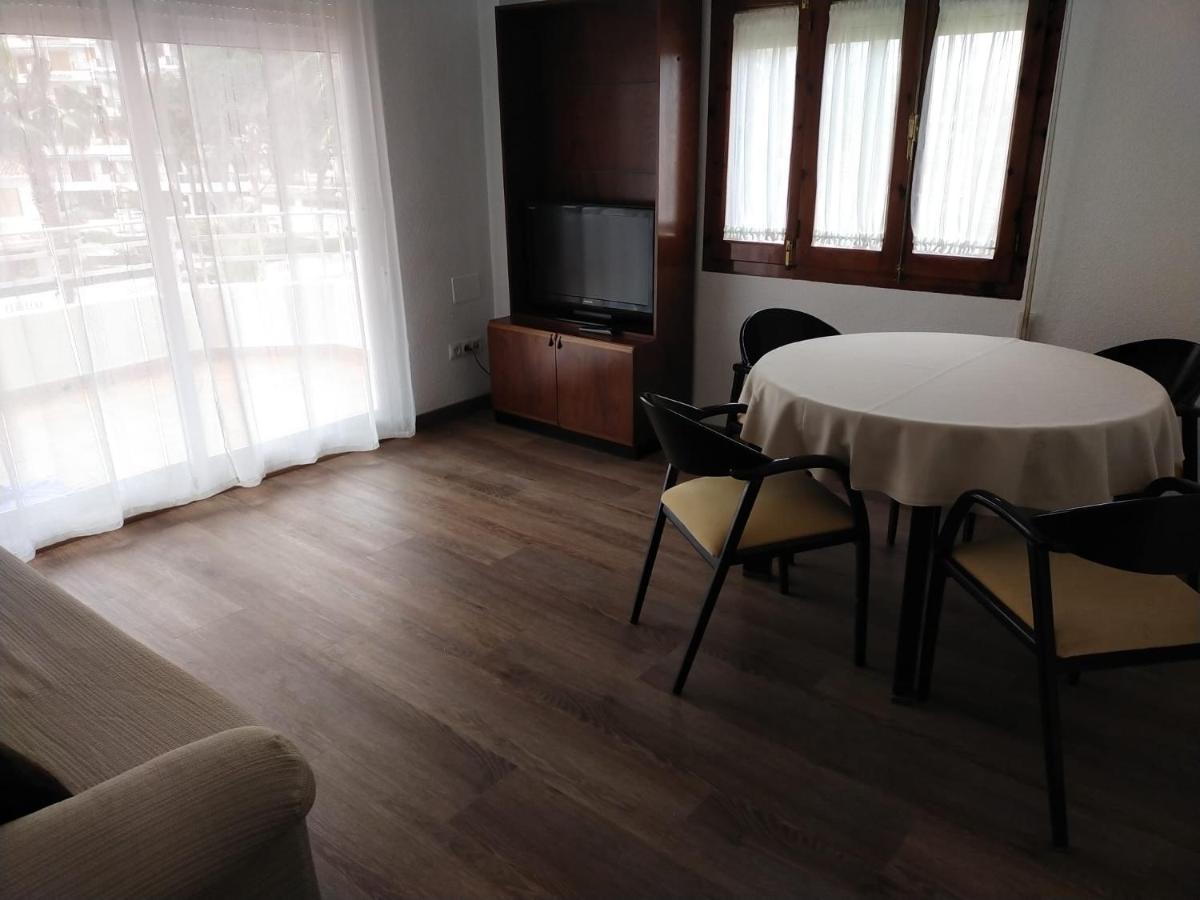 Ferienwohnung Apartamento A 100M De La Playa Tavernes de la Valldigna Exterior foto